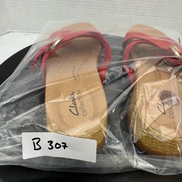 Clarks Reileigh May Sandals Womens Size 8M Red Nubuck Slide Slip On Shoes NEW - Picture 10 of 10